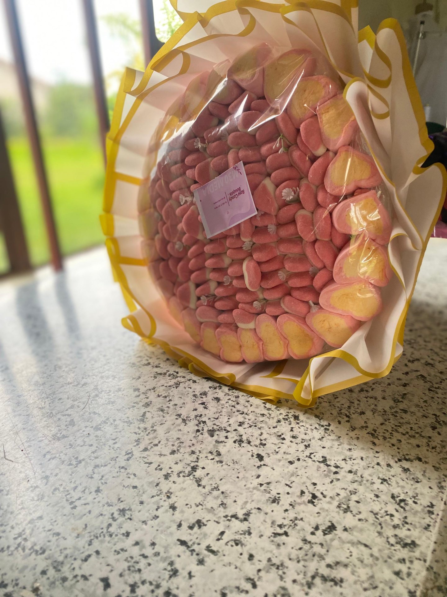 Grand Rose candy bouquet