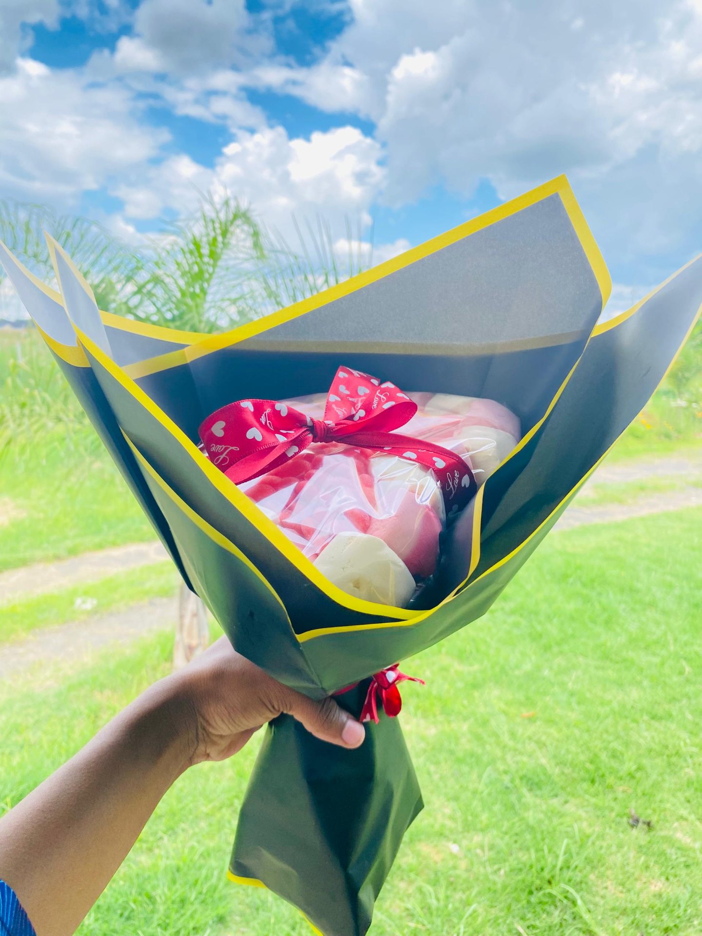 Bloom candy bouquet